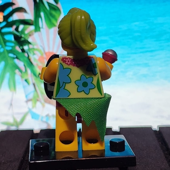 LEGO Movie Hula Hawaii Girls Rock Band custom pad printed - Picture 10 of 13